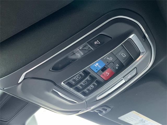 2023 Jeep Wagoneer Series III photo 31