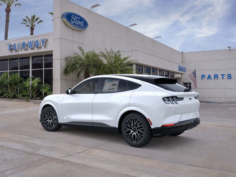 2025 Ford Mustang Mach-E Premium photo 4