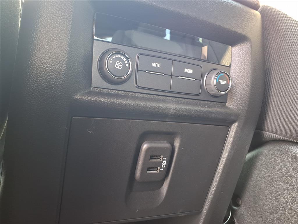 2023 Chevrolet Traverse Cloth photo 5