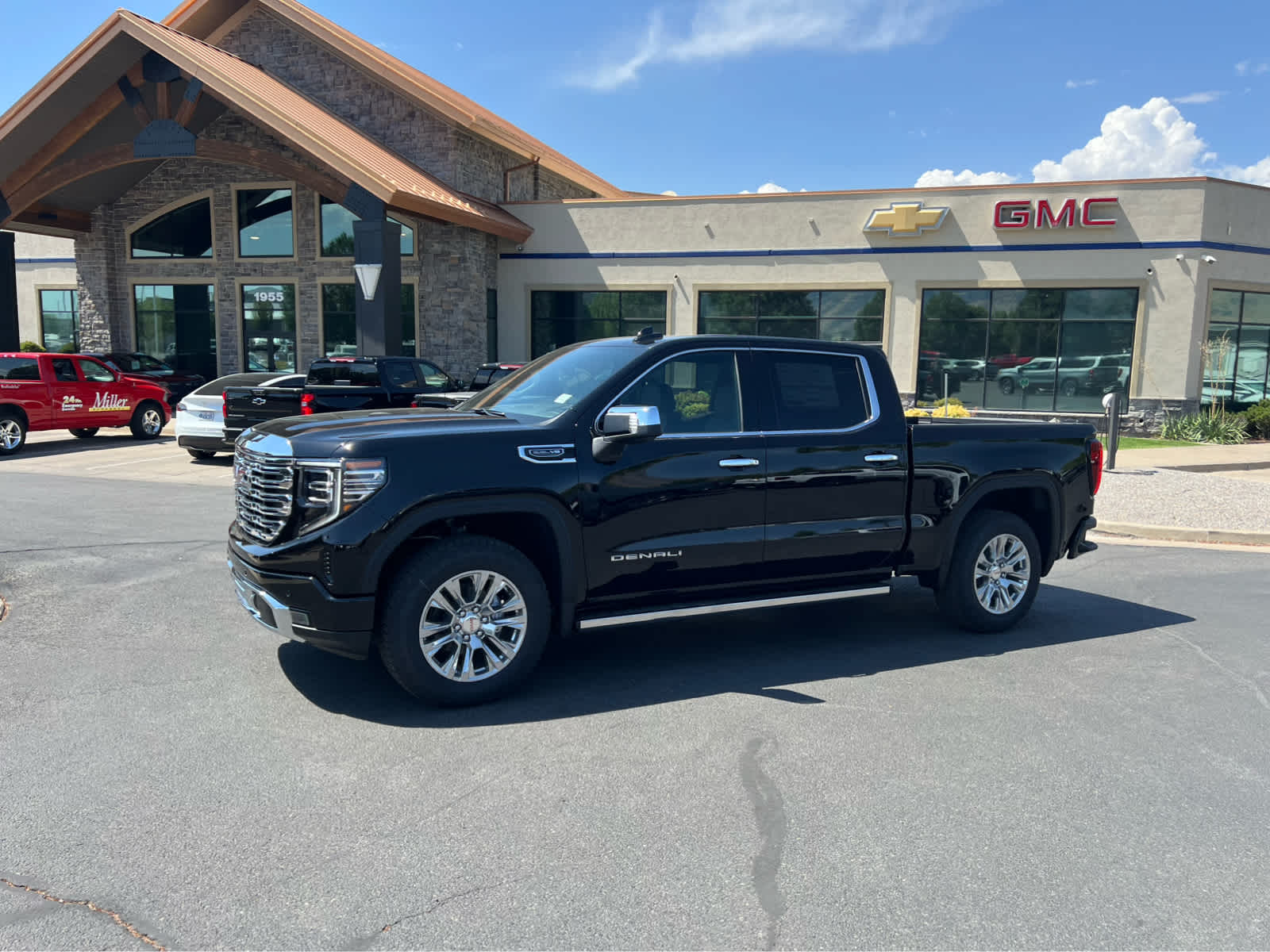 2026 GMC Sierra 1500 Denali's photo