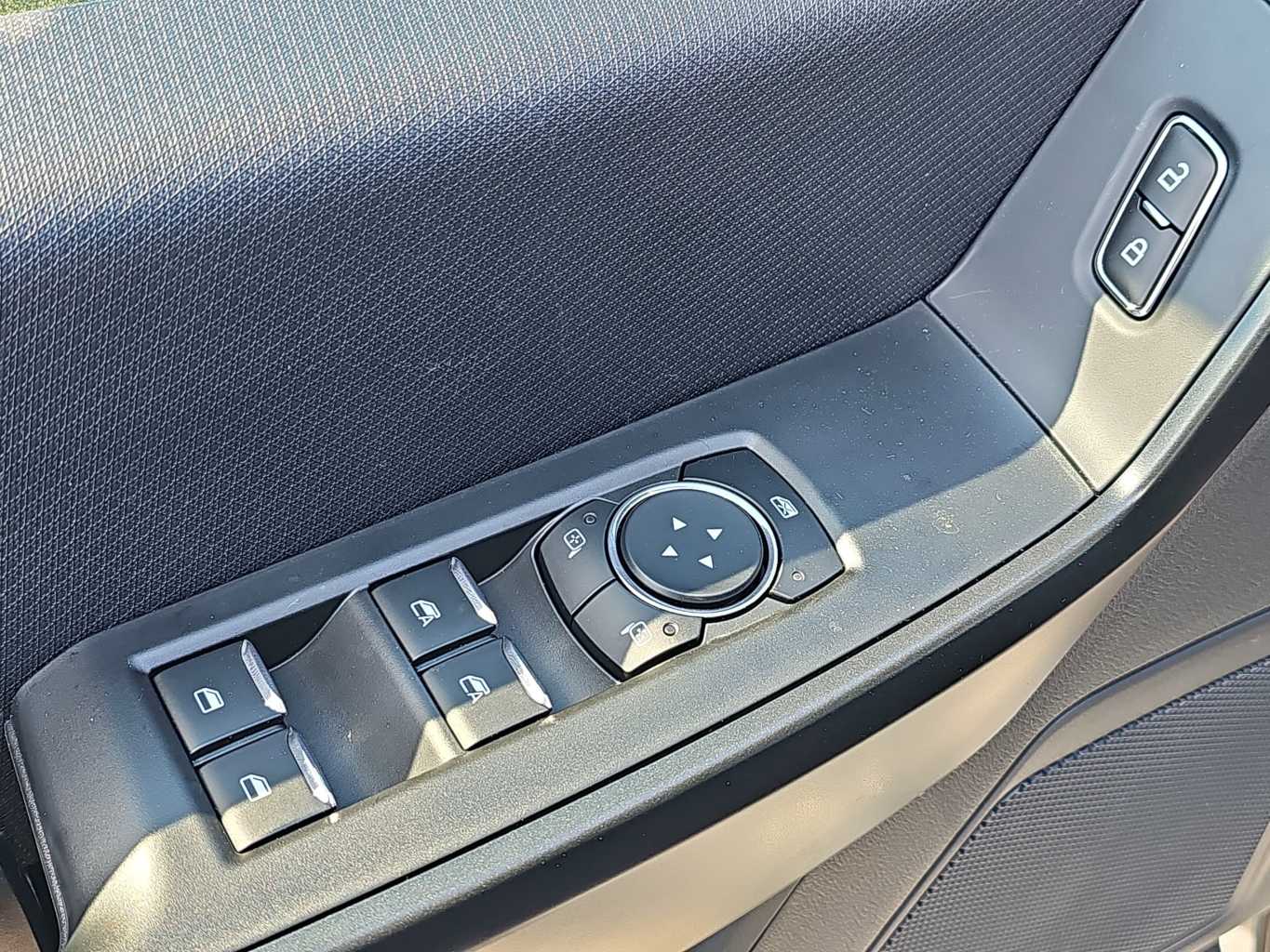 2025 Ford F-150 STX photo 5