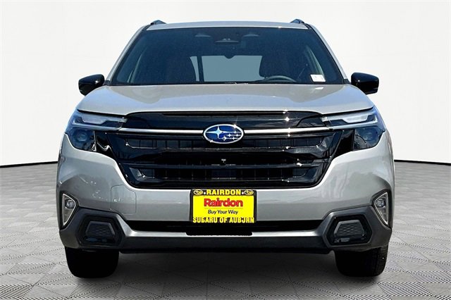 2025 Subaru Forester Touring photo 13