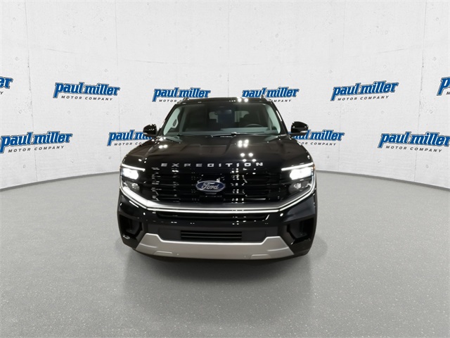 2025 Ford Expedition Platinum MAX photo 4