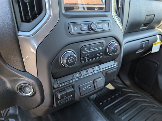 2025 Chevrolet Silverado 2500HD photo 12