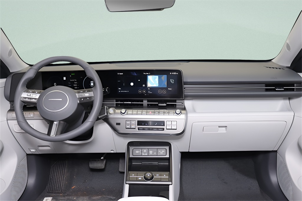 2025 Hyundai Kona SEL photo 6