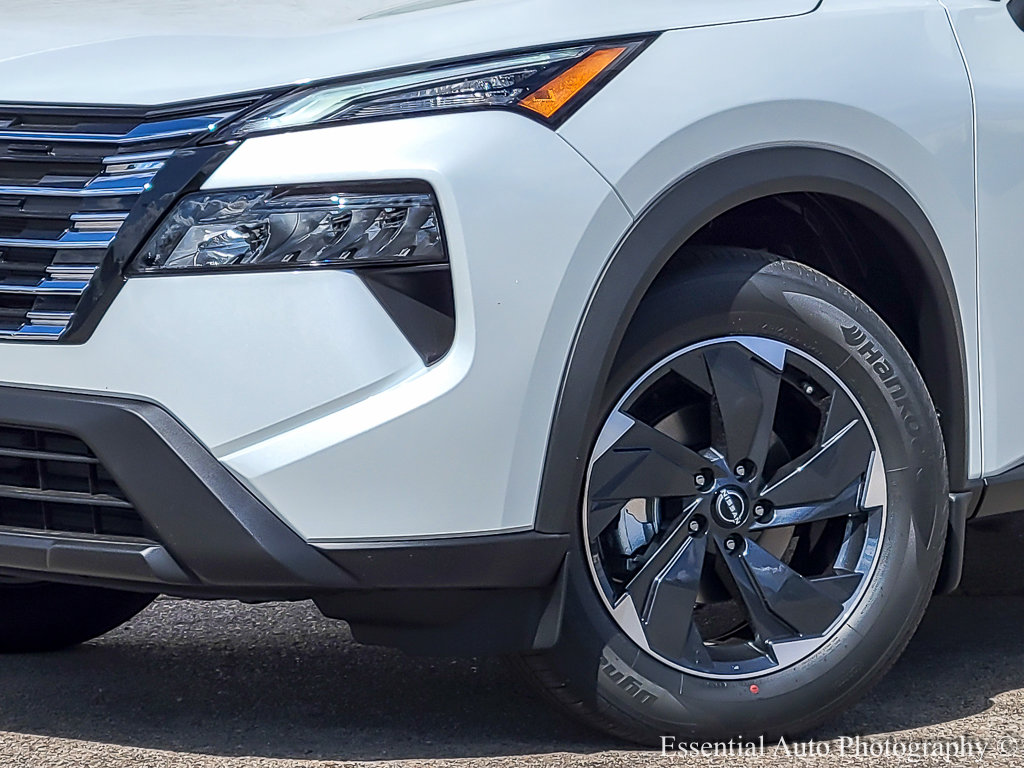 2026 Nissan Rogue SV photo 3