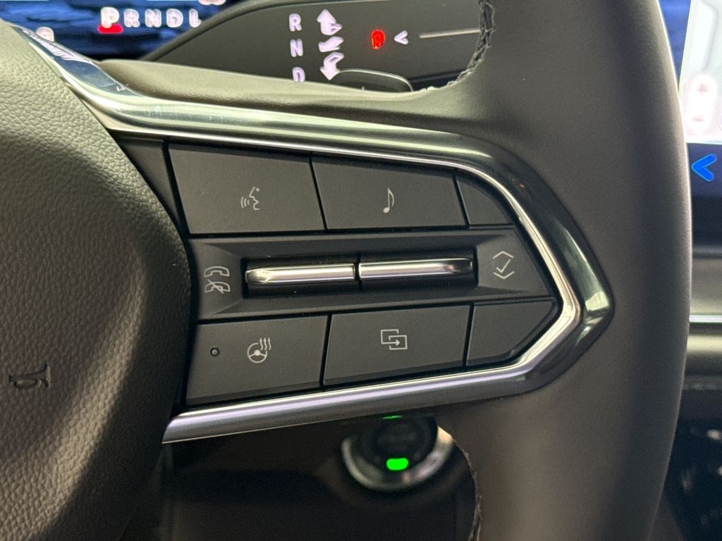 2025 Chevrolet Suburban LT photo 20