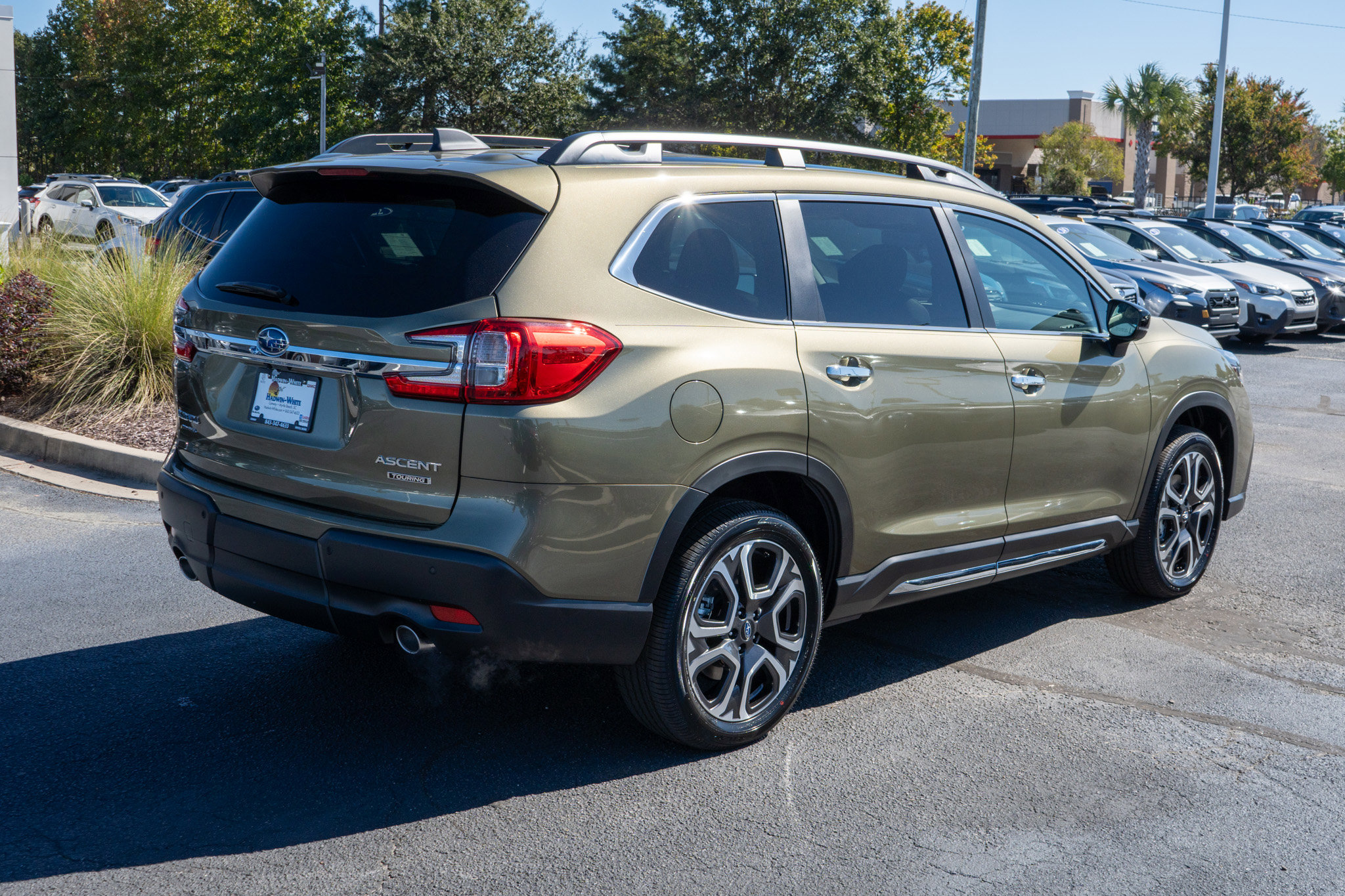 2025 Subaru Ascent Touring photo 3