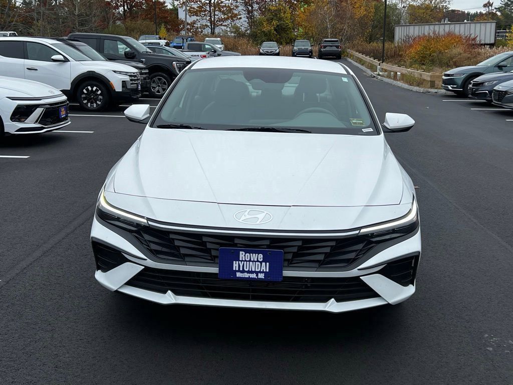2025 Hyundai Elantra Hybrid Blue photo 2