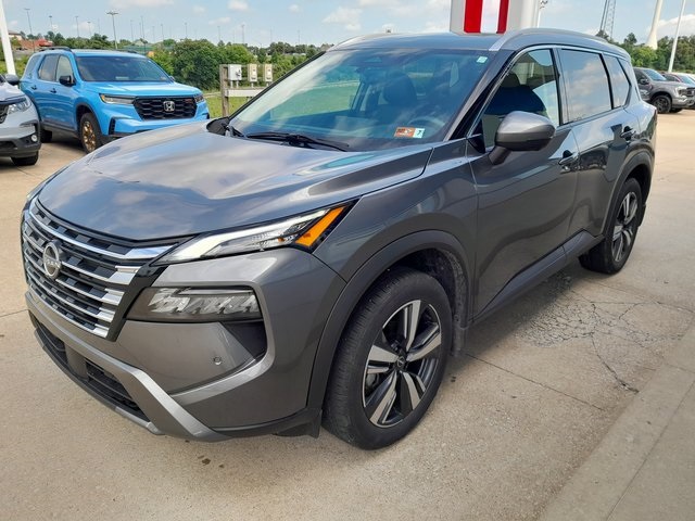 2024 Nissan Rogue SL photo 4