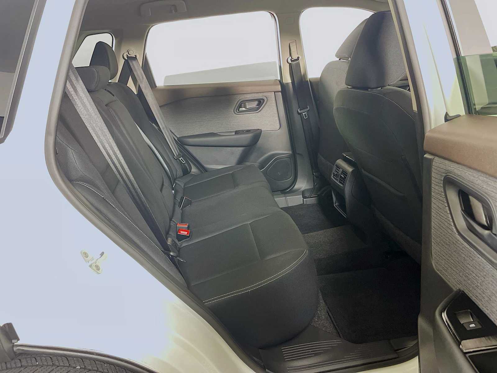 2023 Nissan Rogue S photo 21