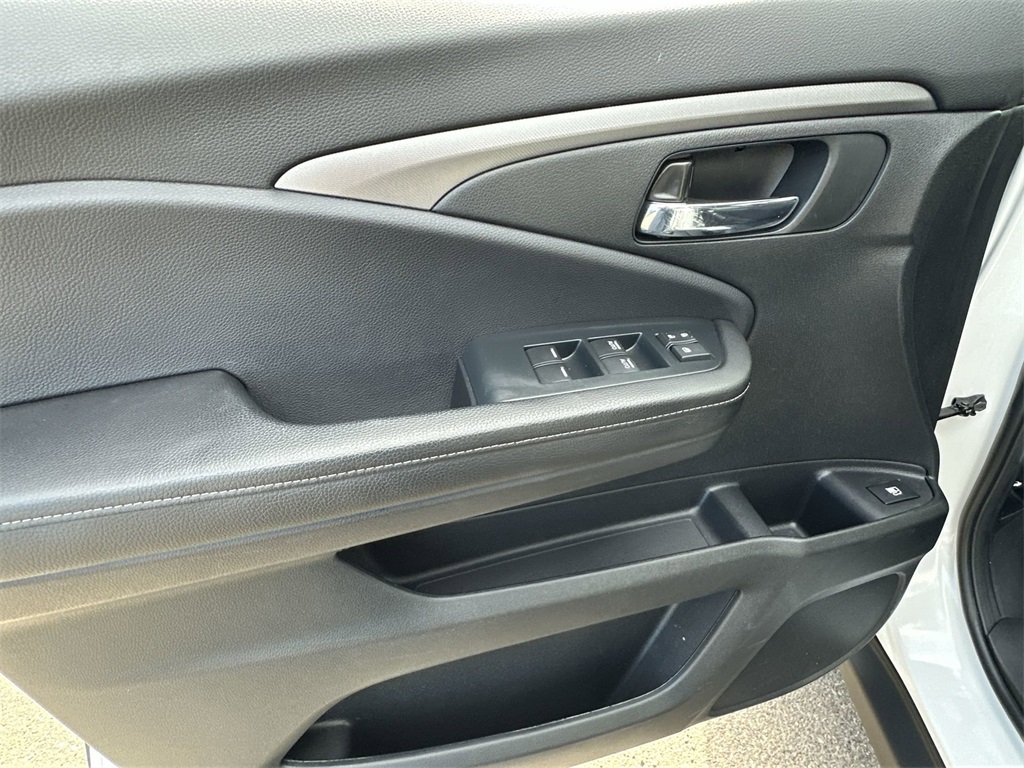 2023 Honda Ridgeline Sport photo 19