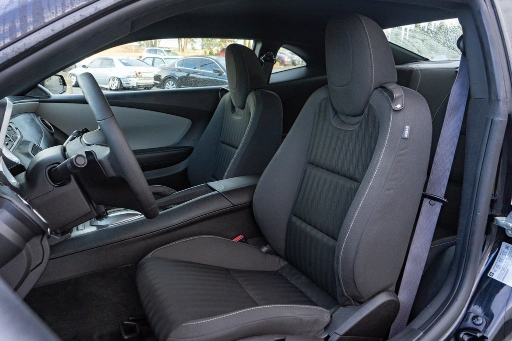 2015 Chevrolet Camaro photo 7