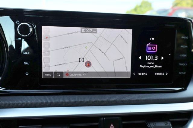 2023 Kia K5 GT-Line photo 23