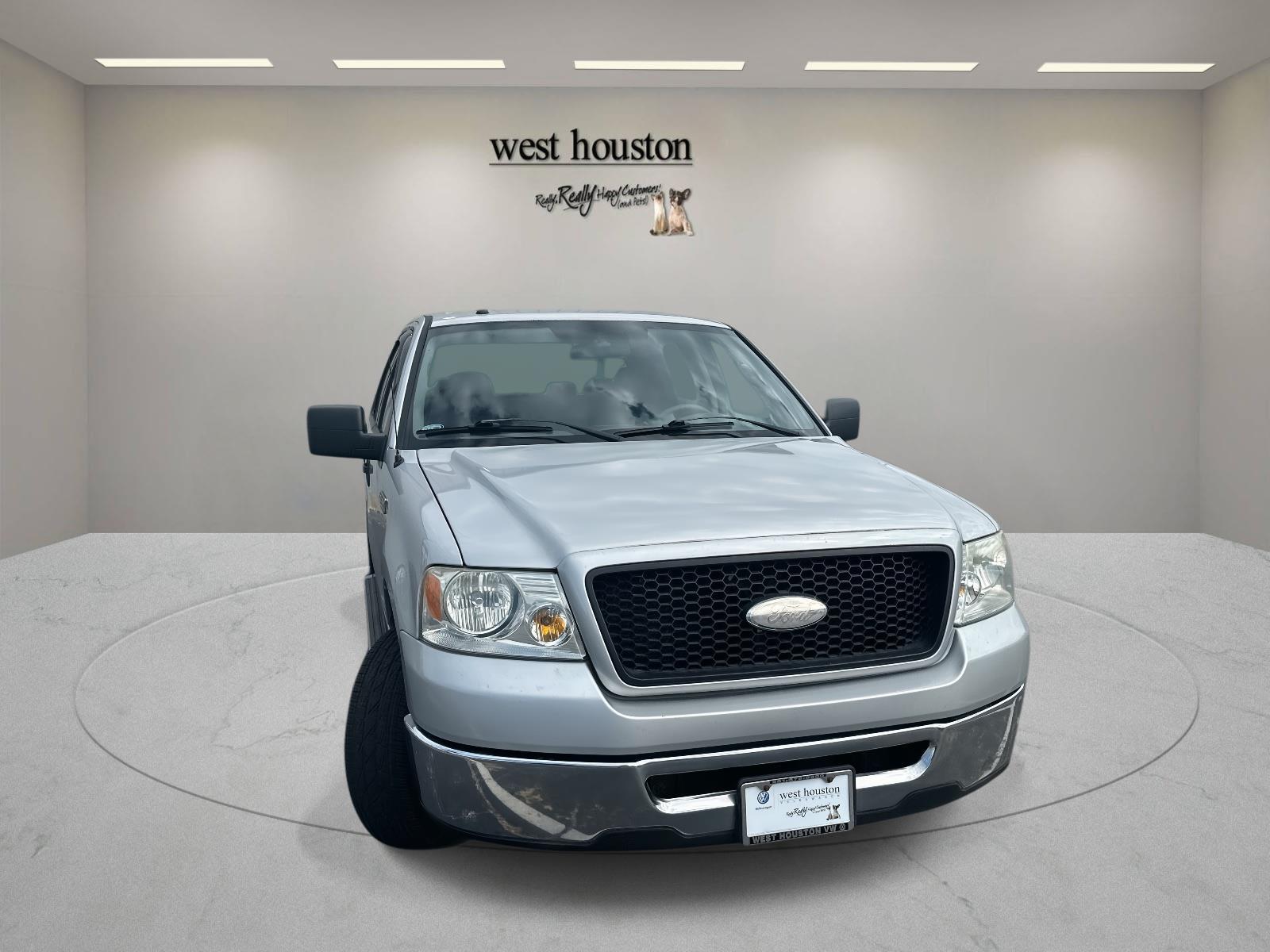 2006 Ford F-150 XLT photo 2