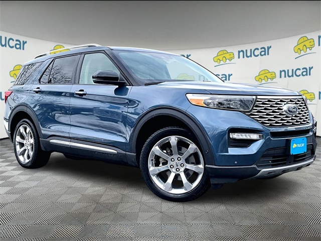 2020 Ford Explorer Platinum's photo