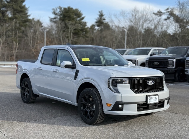 2026 Ford Maverick Base's photo