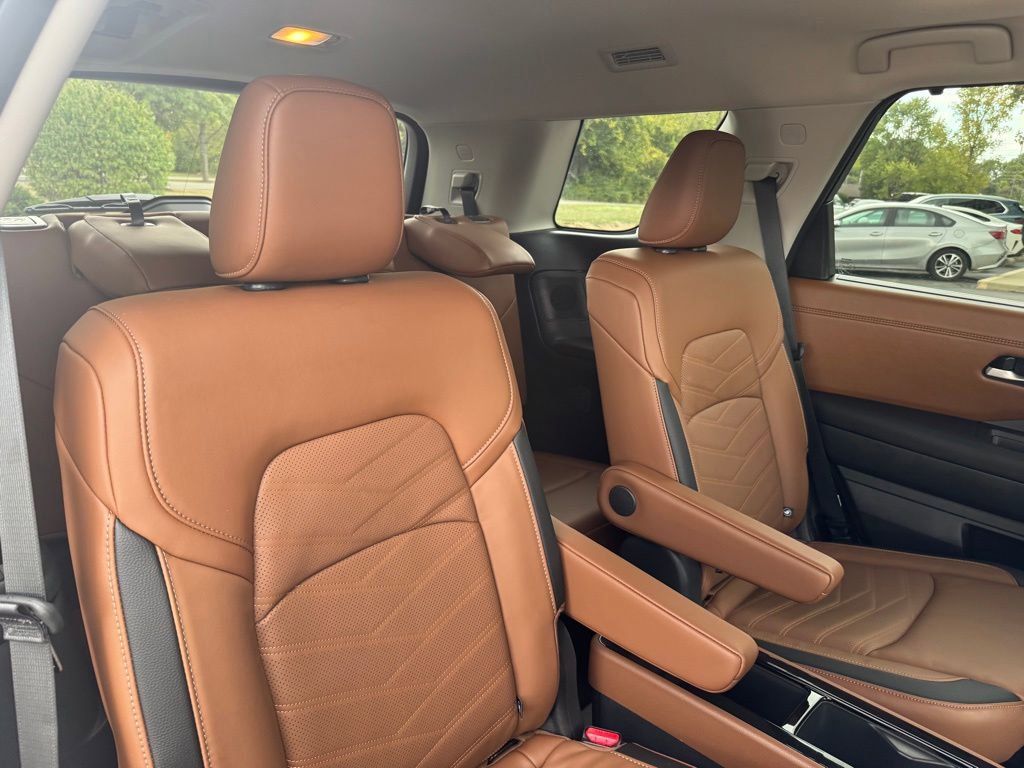 2025 Nissan Pathfinder Platinum photo 27