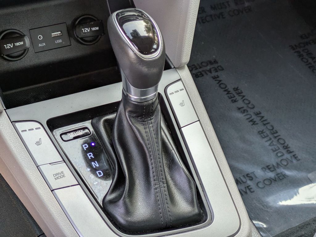 2019 Hyundai Elantra SEL Value Edition Limited photo 21