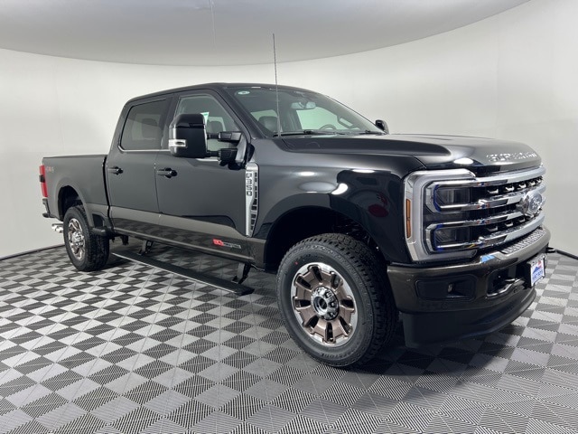2025 Ford F-350 King Ranch photo 3