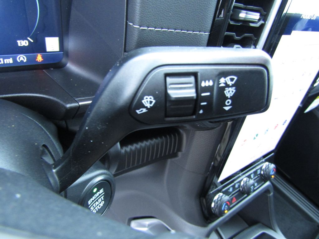 2025 Ford Ranger Lariat photo 16