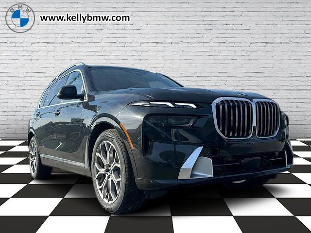 2026 BMW X7 40i's photo