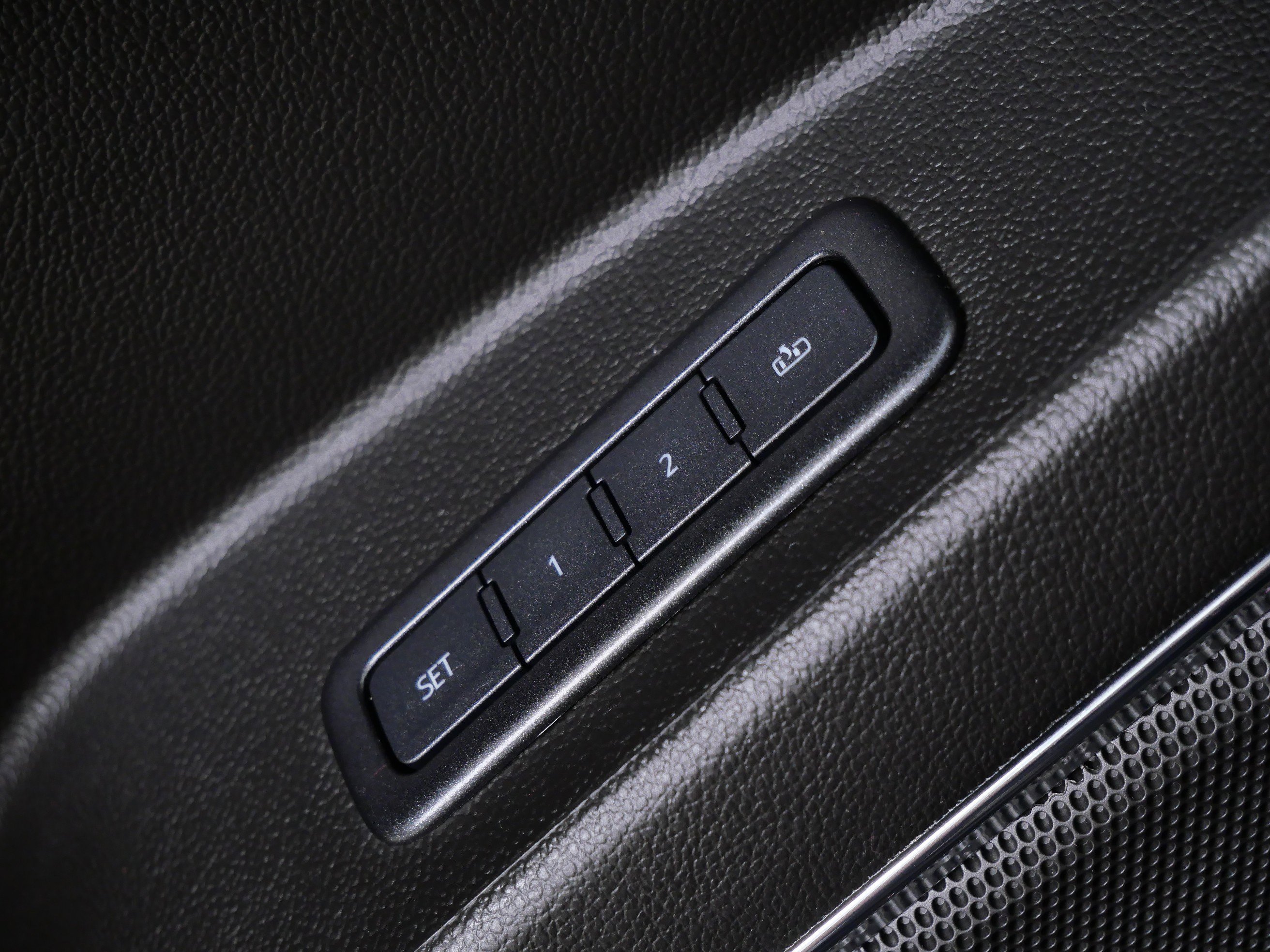 2020 Gmc Yukon Denali photo 32