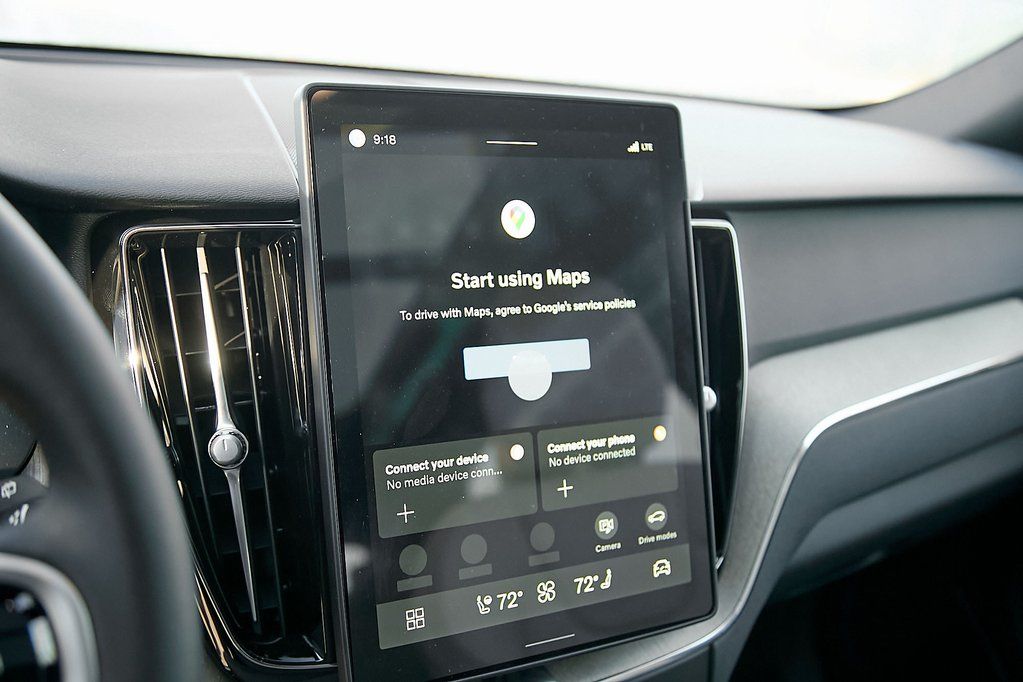 2026 VOLVO XC60 - Image 14