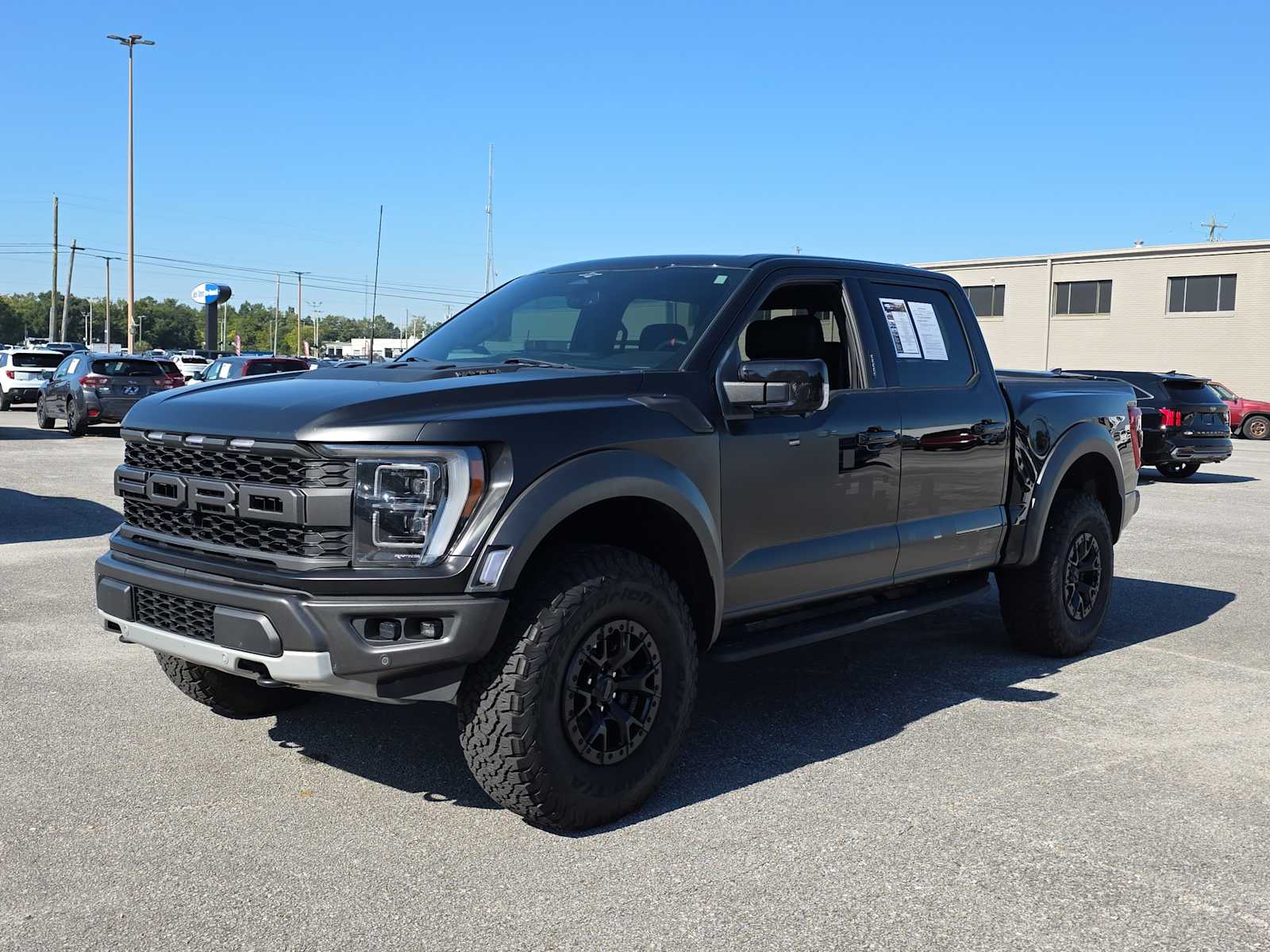 2023 Ford F-150 Raptor photo 4