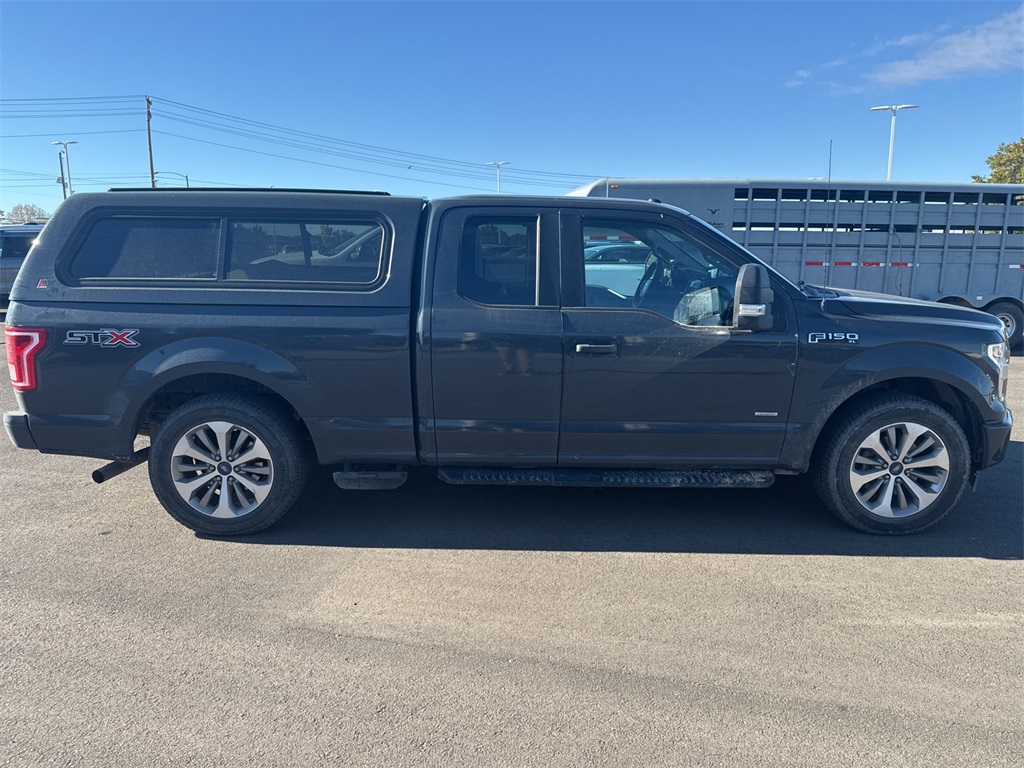 2017 Ford F-150 XL photo 3