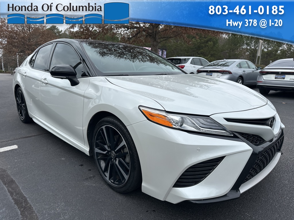 2020 Toyota Camry XSE's photo