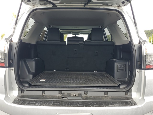 2019 Toyota 4Runner SR5 Premium photo 7