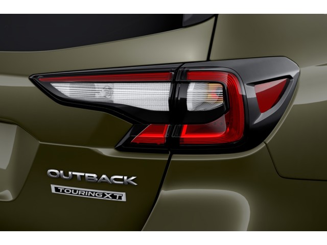 2025 Subaru Outback Touring XT photo 12