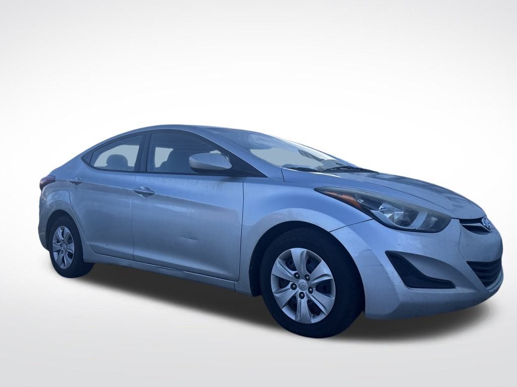 2016 Hyundai Elantra SE's photo