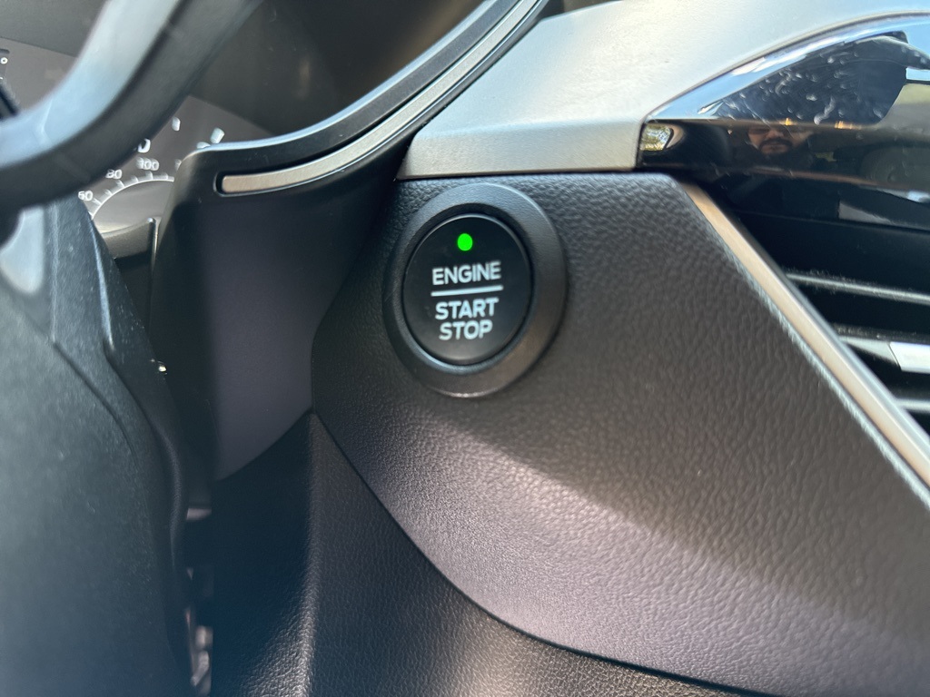 2022 Ford Escape SE photo 19