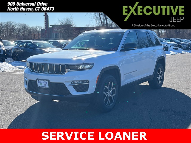 2025 Jeep Grand Cherokee Limited photo 3