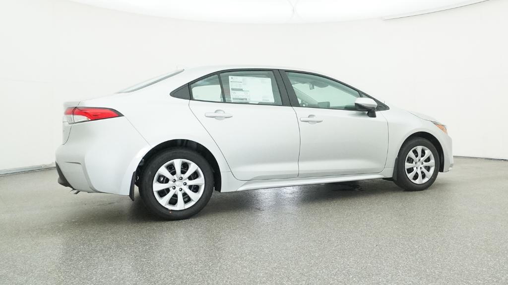 2025 Toyota Corolla LE photo 21