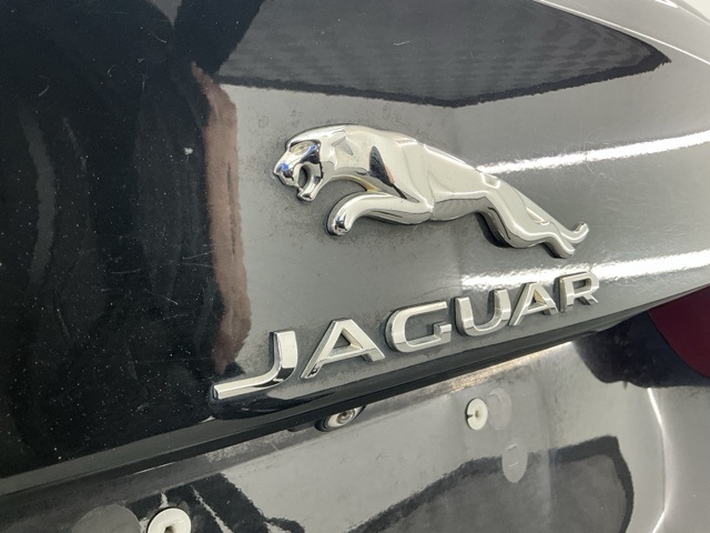 2018 Jaguar XE R-Sport photo 23