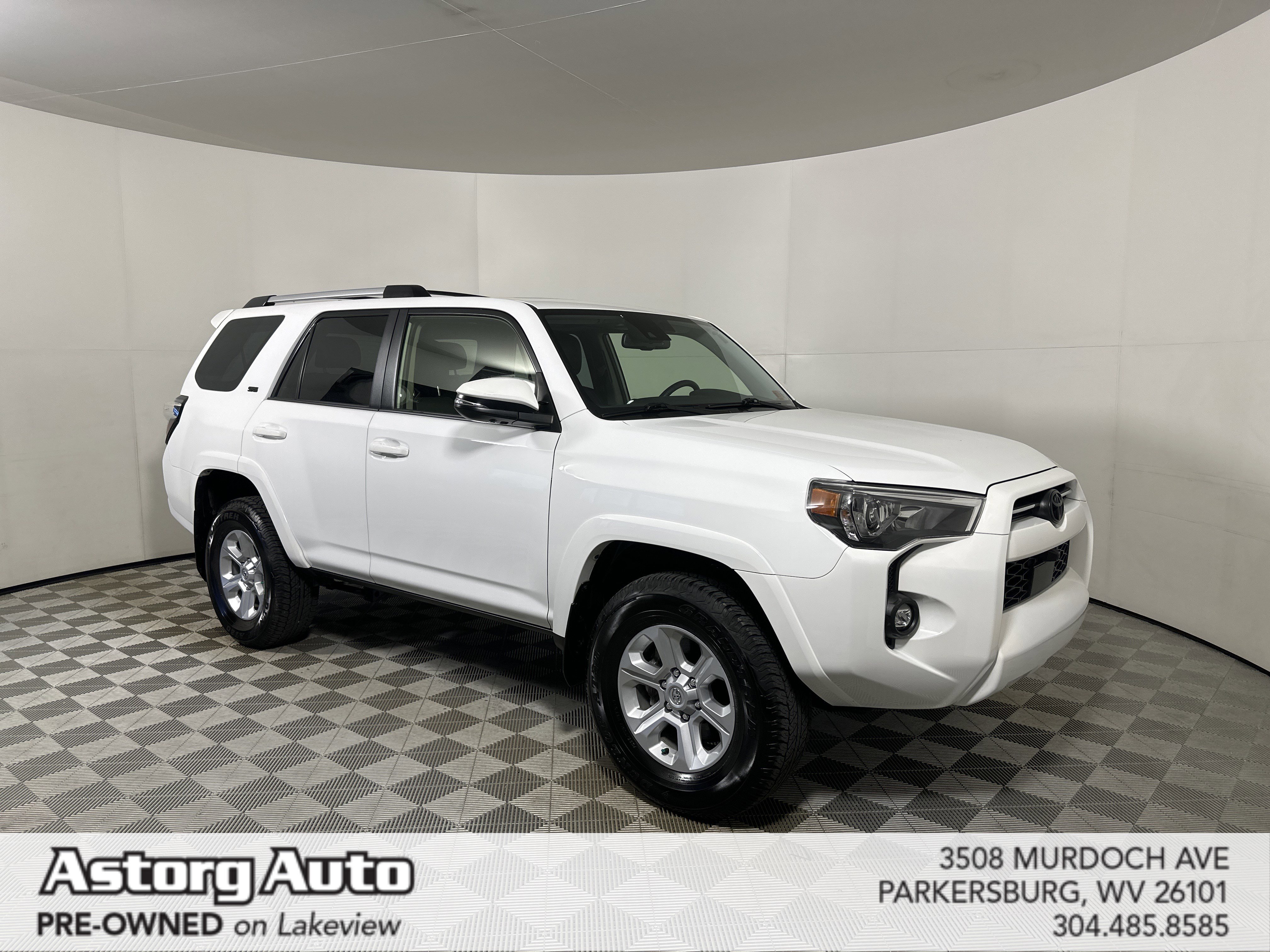 2024 Toyota 4Runner SR5 Premium's photo