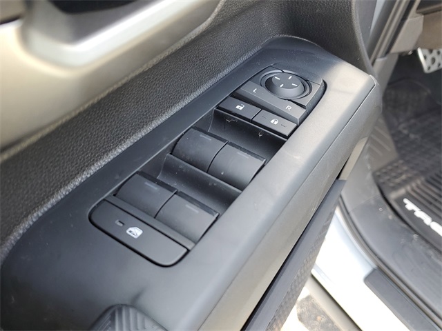 2025 Toyota Tacoma TRD Sport Double Cab photo 17