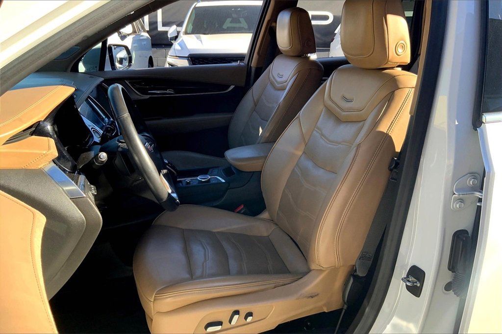 2022 Cadillac XT6 Premium Luxury photo 9