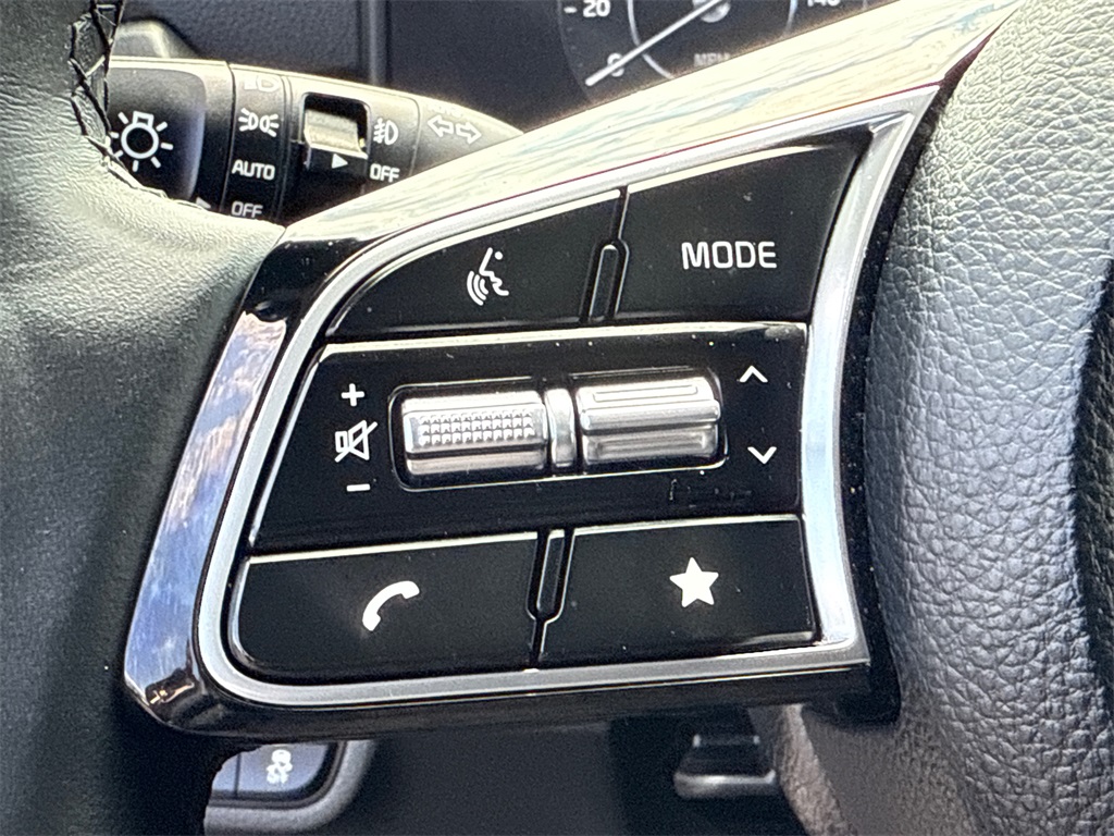 2024 Kia Seltos EX photo 24