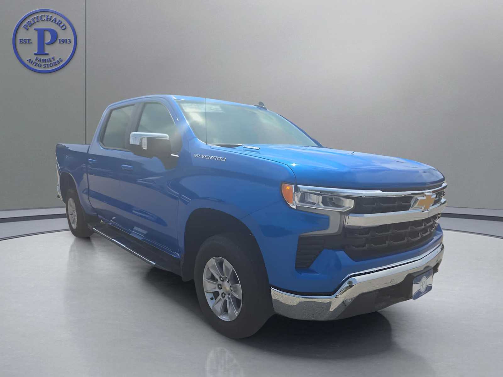 2025 Chevrolet Silverado 1500 LT's photo