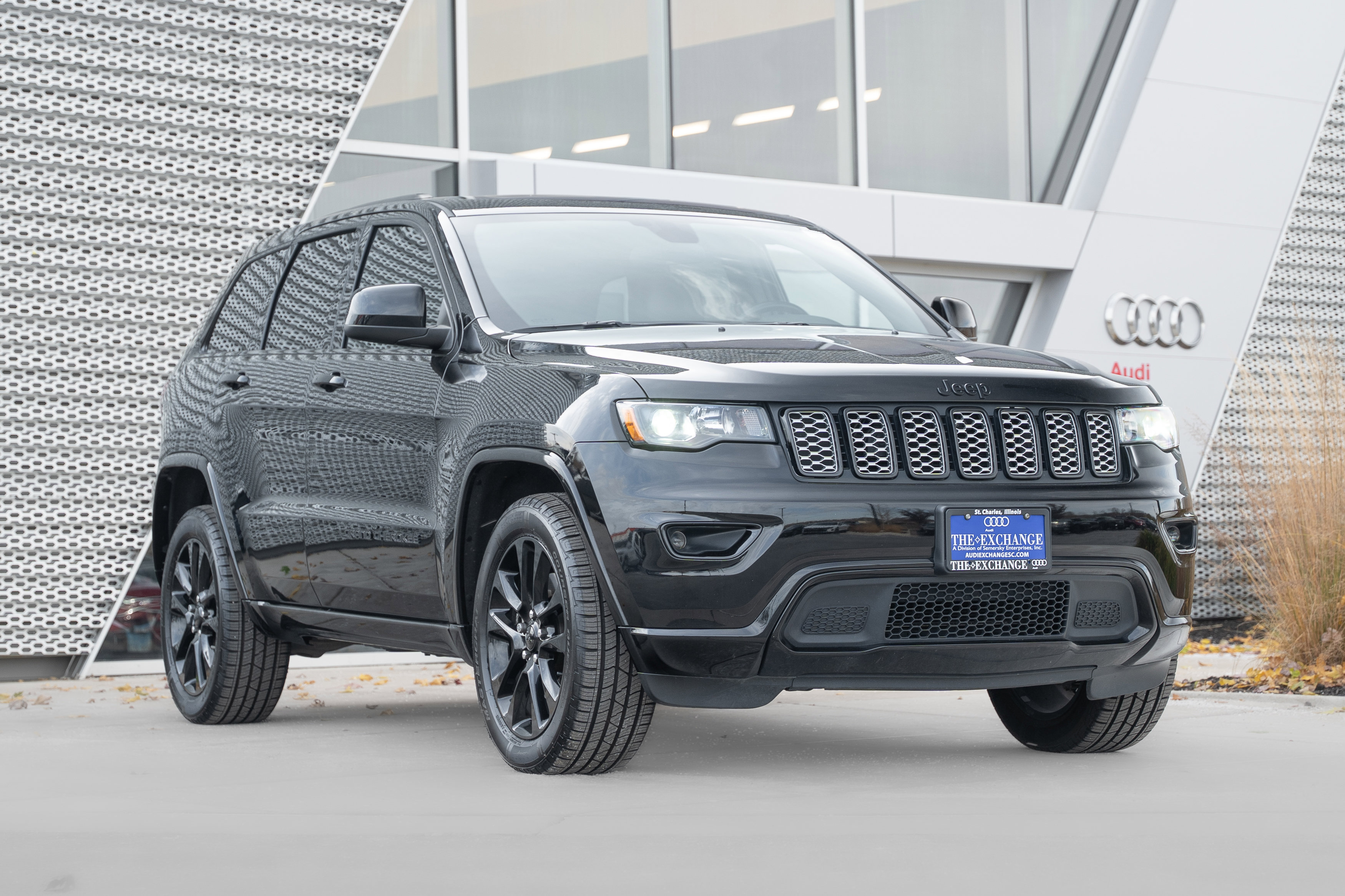 2021 Jeep Grand Cherokee Laredo X's photo
