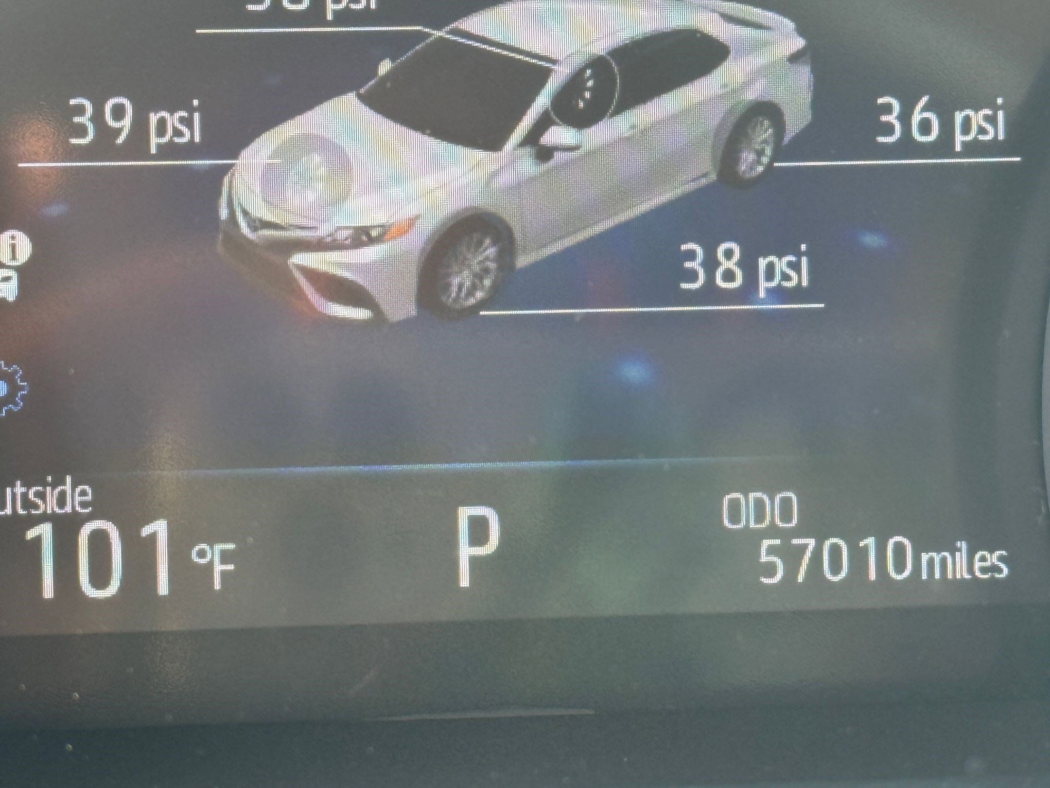 2024 Toyota Camry XSE photo 17