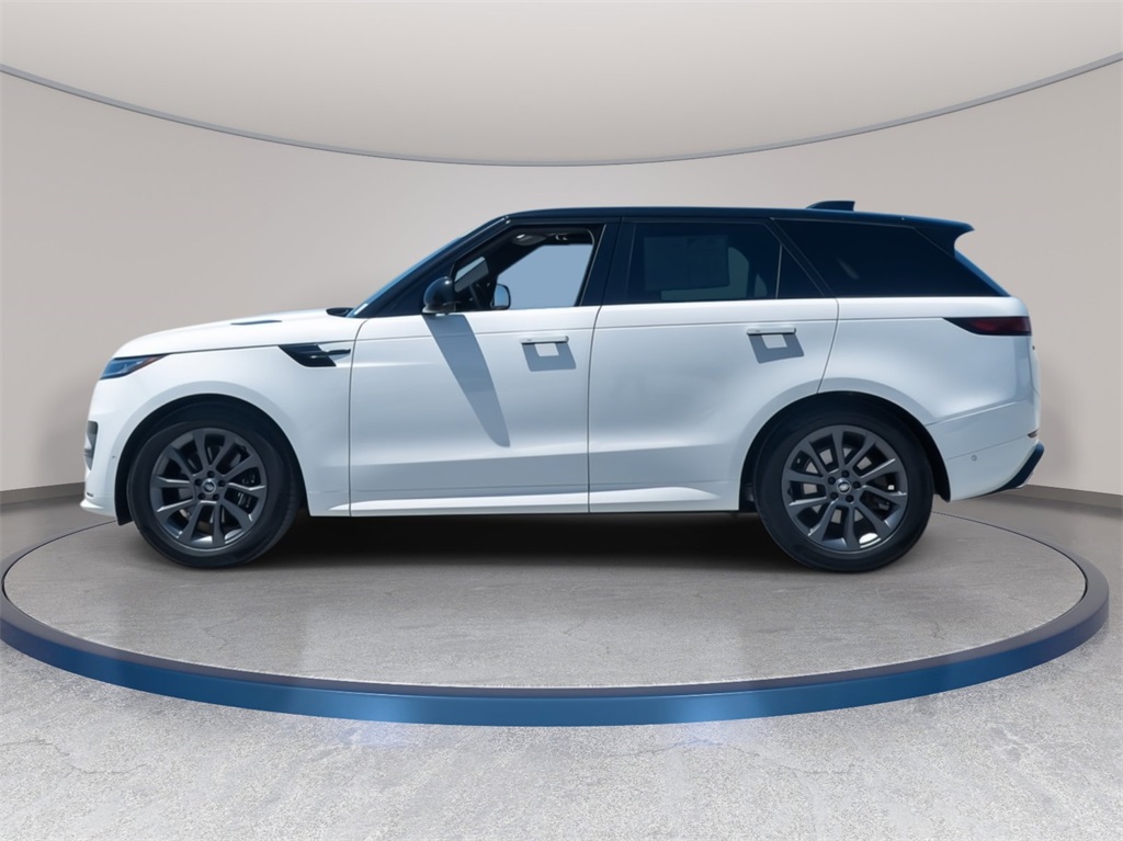2025 Land Rover Range Rover Sport SE photo 2