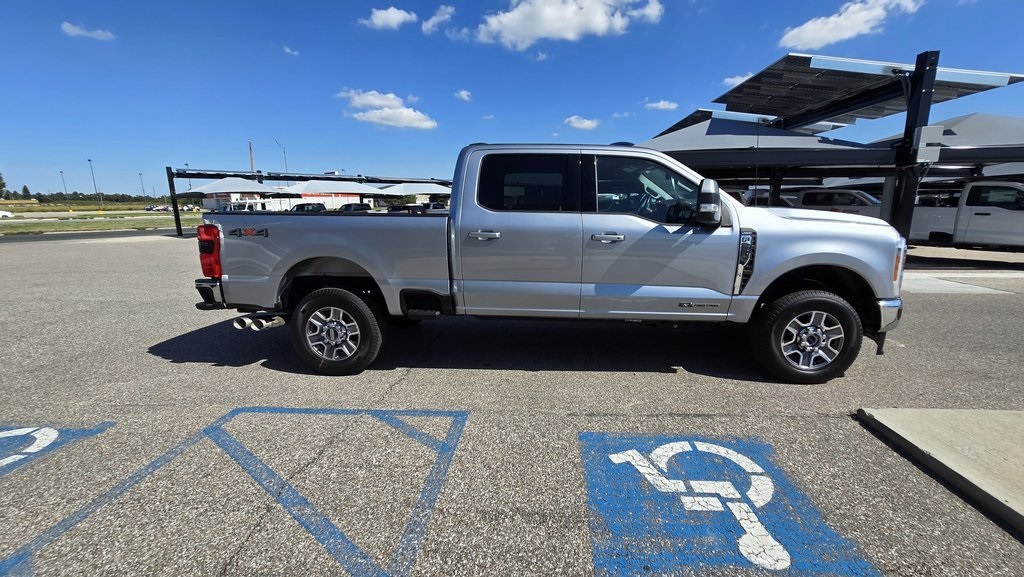2023 Ford F-250 Lariat photo 4