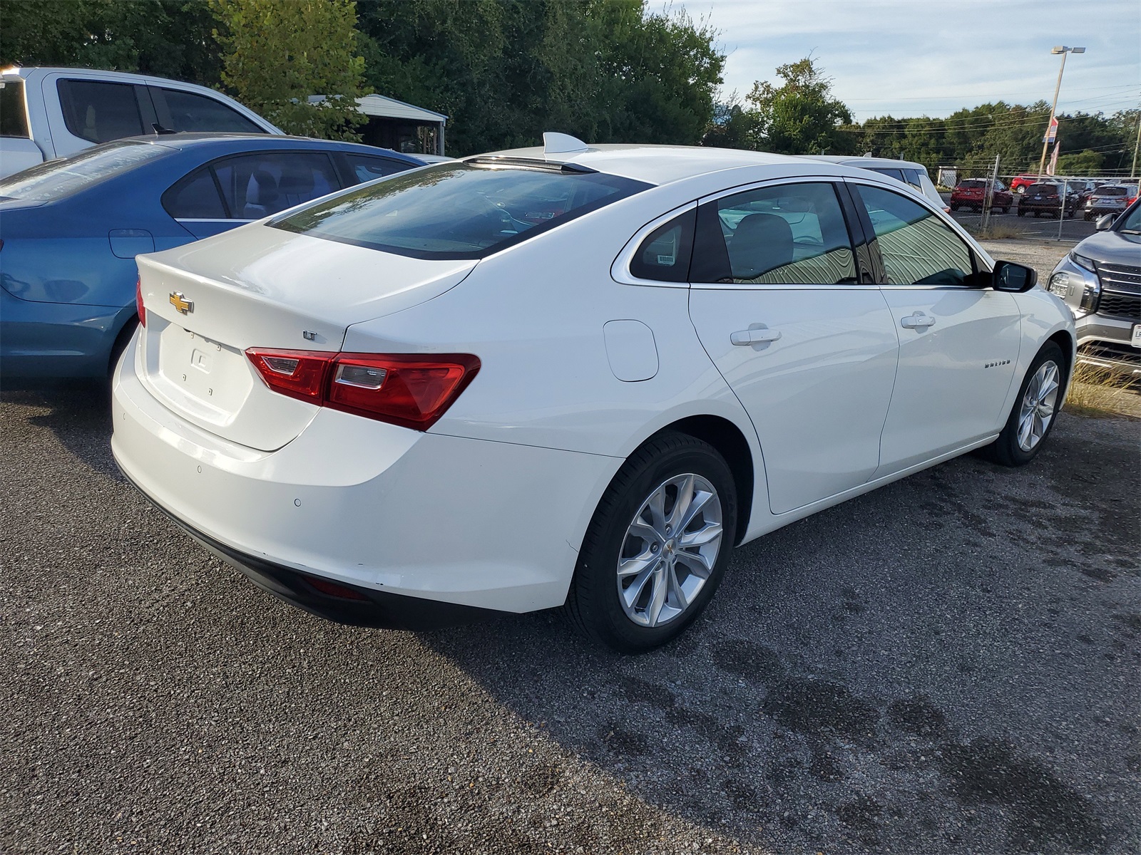 2024 Chevrolet Malibu 1LT photo 4