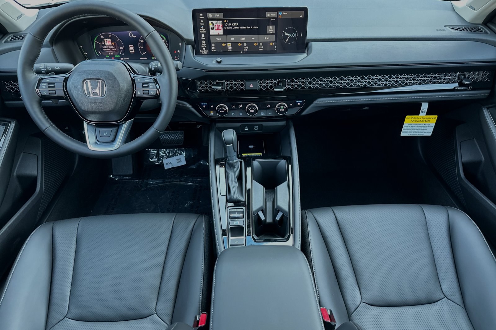2025 Honda Accord Hybrid Touring photo 14