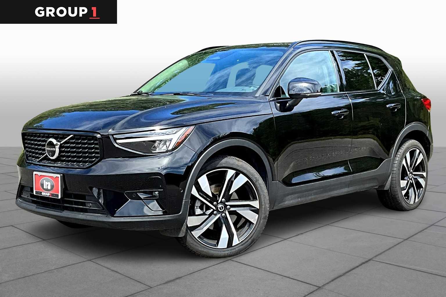 2025 Volvo XC40 Plus's photo